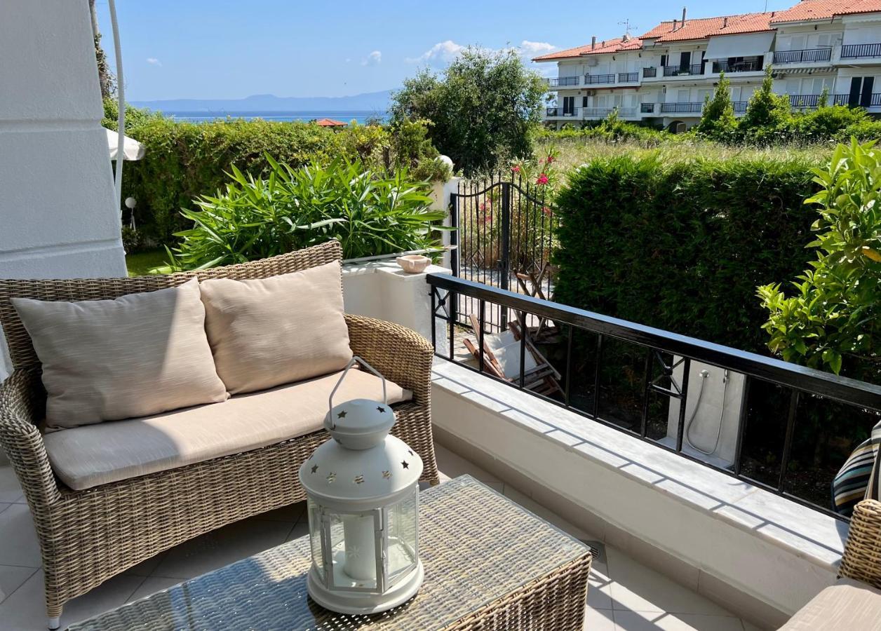 Villa Victoria Hanioti Eksteriør billede